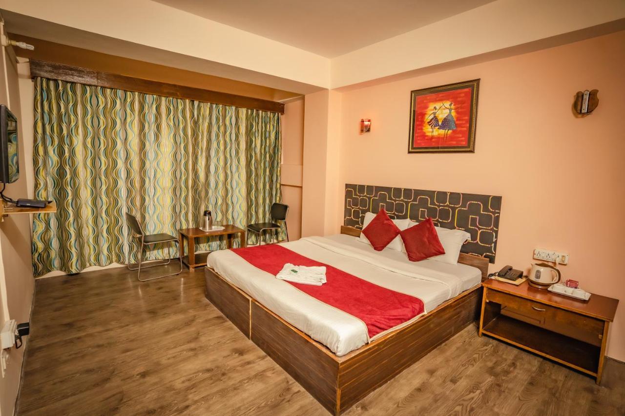 Yalung Retreat Hotel Gangtok Bagian luar foto
